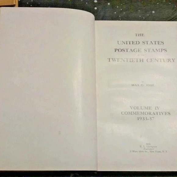 US Postage Stamps Other - SIGNED US 20th Century Postage Stamps 1933-1937 Vol IV Deluxe Edition #83